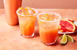 Grapefruit cocktail- Caster sugar