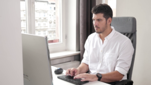 Uses of Computer in the Office