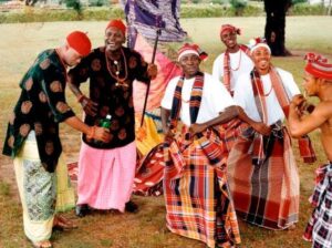 Omenala na Akụkọ Ifọ 